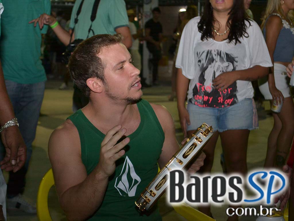 Mr Catra se apresentou no ensaio da Mancha Verde para o Carnaval 2013 Mr Catra se apresentou no ensaio da Mancha Verde para o Carnaval 2013